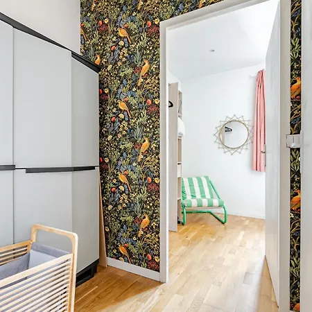 Duplex 2chambres Avec Terrasse Centre Historique * Fréjus