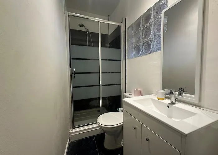 Duplex 2chambres Avec Terrasse Centre Historique Апартаменты