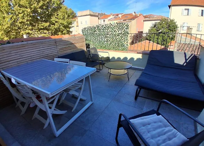 Duplex 2chambres Avec Terrasse Centre Historique Апартаменты