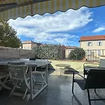Duplex 2chambres Avec Terrasse Centre Historique * Fréjus