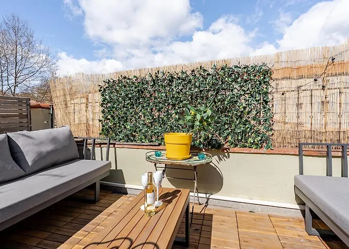 Duplex 2chambres Avec Terrasse Centre Historique شقة *