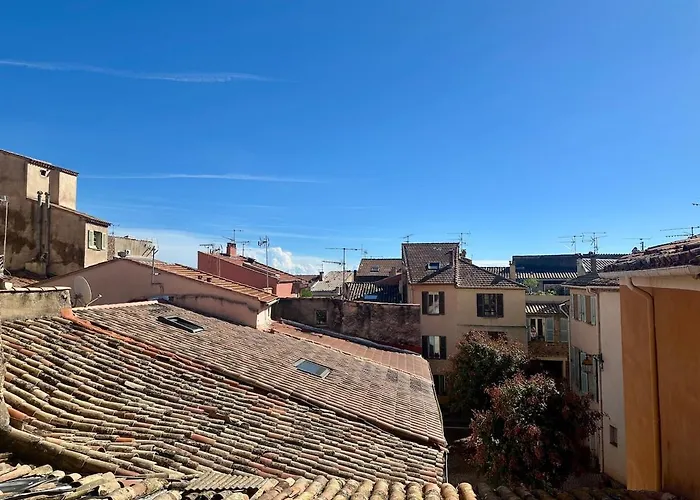 شقة Duplex 2chambres Avec Terrasse Centre Historique Fréjus
